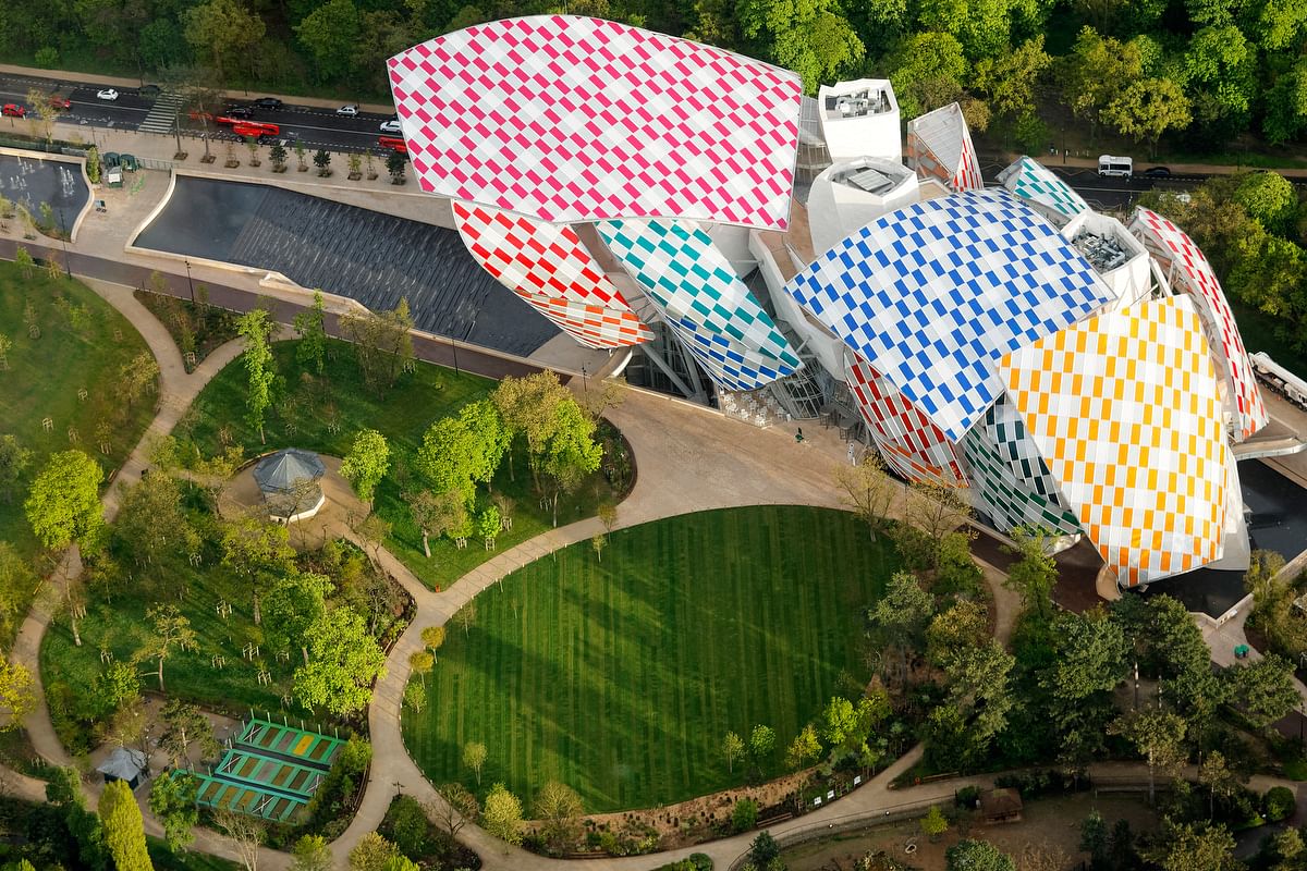 A closer look at Daniel Buren's colorful intervention at the