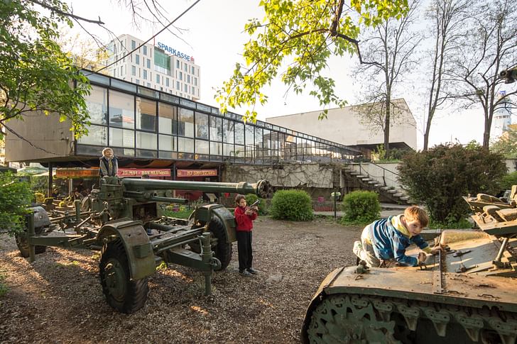 Children playing on tanks in the Historical Museum garden, 2016. © Daniel Schwartz/U-TT at ETH