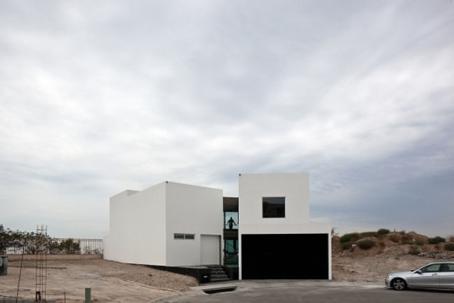 Casa Anaya in Tijuana, Mexico by ZELLNERPLUS; Photo: Onnis Luque