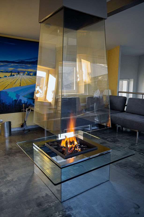 Bloch Design suspended glass fireplace 7