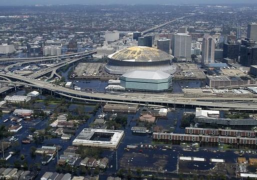 The area around the Superdome in New Orleans flooded after Hurricane Katrina. Credit: WikiCommons