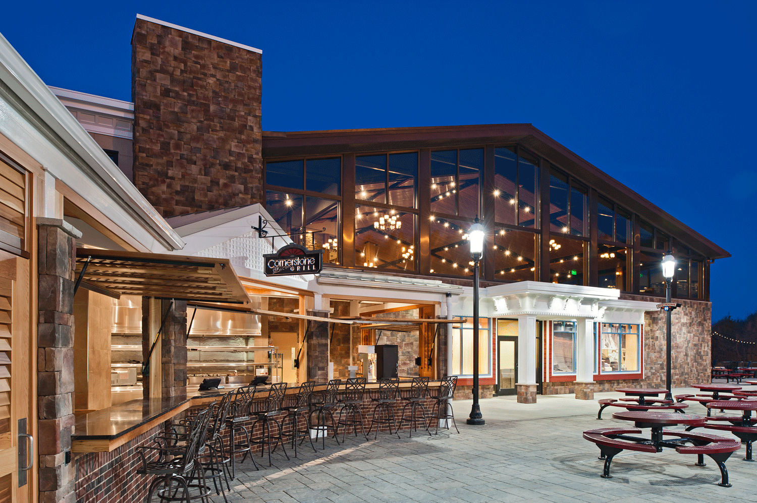 Cornerstone grill and heated patio(Phase 1): Copyright Steve Wolfe Photography