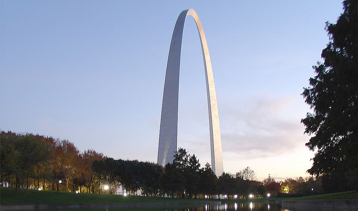 FAA restricts drones over ten major U.S. landmarks, including St. Louis