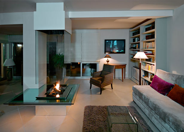 Bloch Design fireplace 4