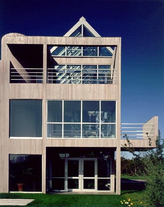 Credit- Wolfgang Hoyt:Esto De Menil Residence, East Hampton, N.Y., Gwathmey Siegel & Associates Architects, 1983 (exterior)