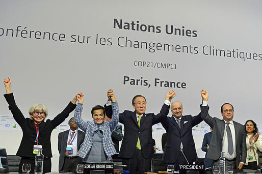 COP21 leaders – from left to right, Laurence Tubiana, Christiana Figueres, Ban Ki Moon, Laurent Fabius, and François Hollande – celebrate after the agreement is announced. Credit: UN Climate Change / Flickr