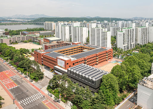 Grand Prize: Seoul Seojin School by U Zong Xoo, CoRe Architects Co., Ltd. Photo: Taxu Lee