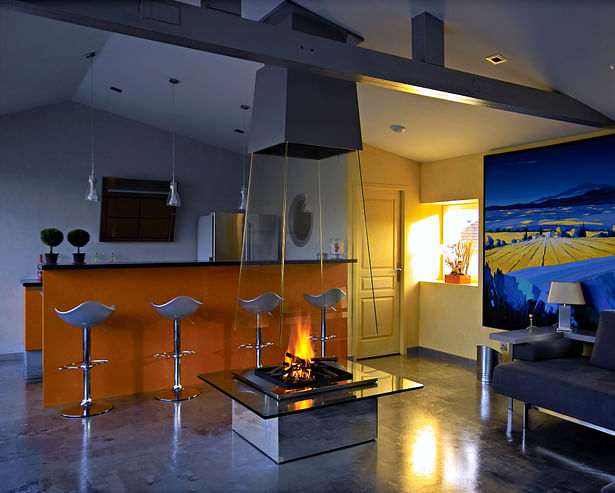 Bloch Design suspended glass fireplace 1