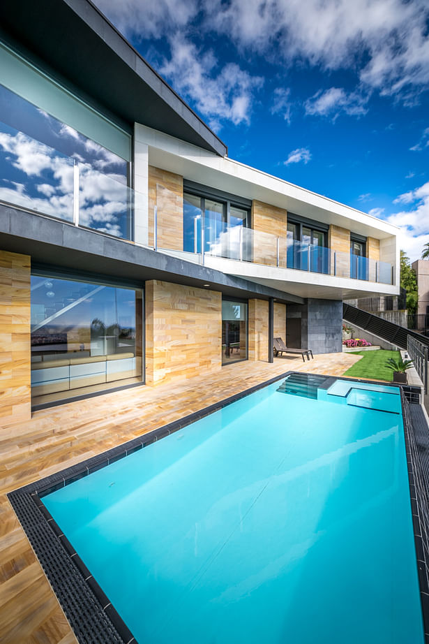 Pool and terrace - E House