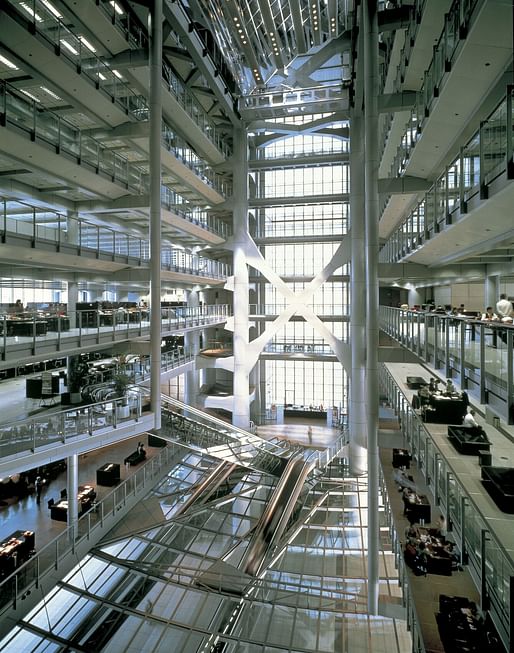 Hong Kong and Shanghai Bank Headquarters. Image © Ian Lambot/Courtesy of Centre Pompidou.