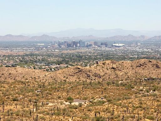 Maricopa County in Arizona, home to Phoenix, seen above, saw 103 days of three-digit temperatures in 2019. Image ©️ Cassidy Araiza/Courtesy of the SOM Foundation.