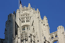 Chicago Tribune Tower inches closer to hotel & residential redevelopment
