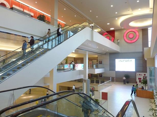 Retail Lobby Looking East 