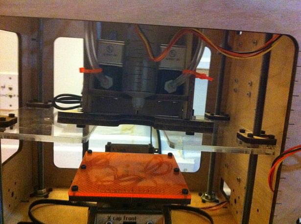 Frostruder MKII in Makerbot Cupcake CNC Bed