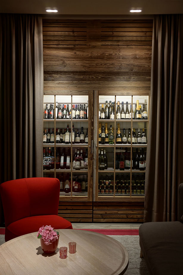 The bar's intimate area with a vast selection of local wines. 
