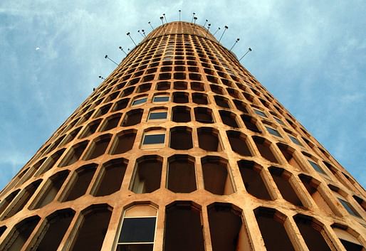 Abraham Lincoln Tower, 2010, Rio de Janeiro, Brazil, Photo: Wouter Osterholt. From the 2018 Graham Foundation Individual Grant to Ingrid Hapke and Wouter Osterholt for 'Paraíso Ocupado (Occupied Paradise)'.