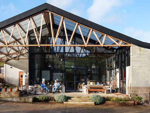 Cowshed by David Kohn Architects. Photo: Max Creasy