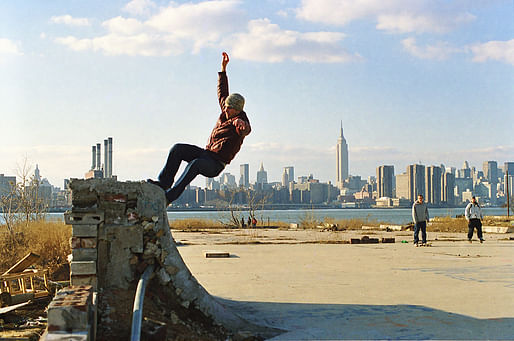 Skateboarders on the Williamsburg waterfront, 2001 | Photo by Daniel Campo, via urbanomnibus.net