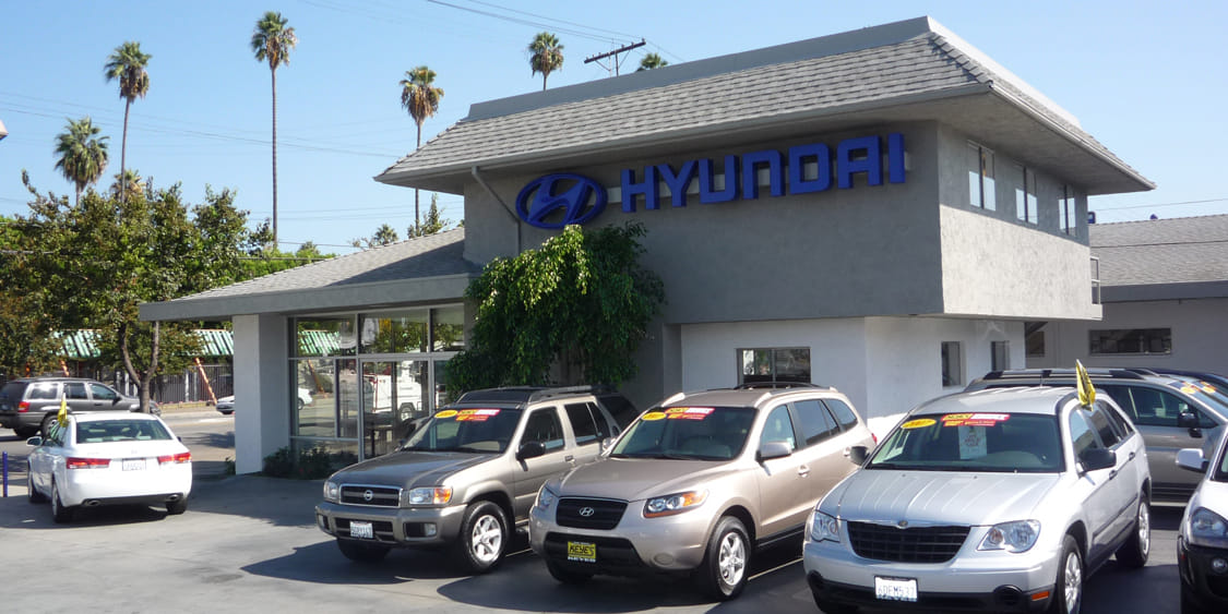 Keyes Hyundai Interior Design | Charles Marr | Archinect