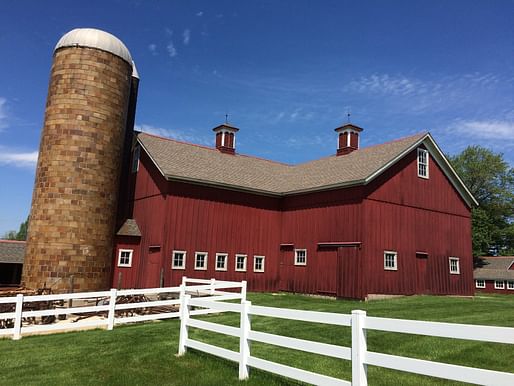 ​STELLWAGEN FARM, ORLAND PARK: AWARD FOR RESTORATION. Photo courtesy 2019 Landmarks Illinois Richard H. Driehaus Foundation Preservation Awards.