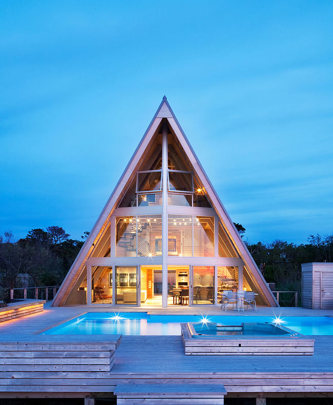 A-Frame Re-Think in Fire Island Pines, NY by Bromley Caldari Architects; Photo: Mikiko Kikuyama