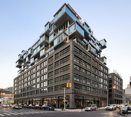 Housing Winner ( sponsored by GROHE): 547 West 47th Street - The West Residential by Concrete Amsterdam in the United States. Image © Raimund Koch. 