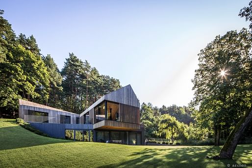 MERIT: Valley Villa, Vilnius, Lithuania, Arches. Courtesy of the 2017 Wood Design & Building Awards.