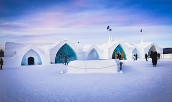 Fire & ice: blaze breaks out in Quebec City's ice hotel