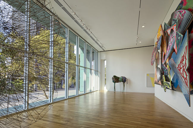 The new gallery space located at the southern end of the Margaret M. Walter Wing features a cinematic façade overlooking the Broad Street neighborhood.