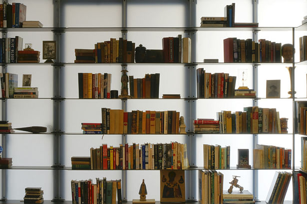 Midtown Minimal Library. Photo: T. G. Olcott