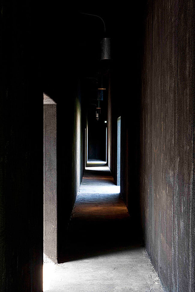 © Peter Zumthor, Photo by Walter Herfst