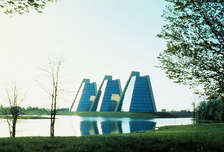 The Pyramids in College Park, Indianapolis. Courtesy of Kevin Roche John Dinkeloo and Associates LLC