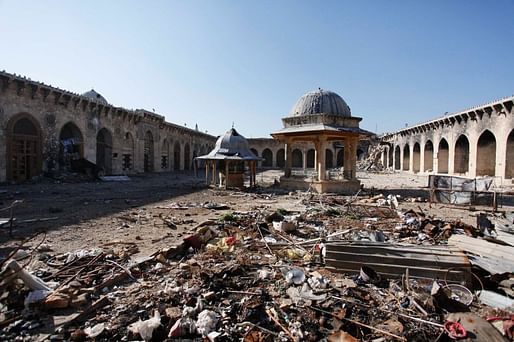 Amid the humanitarian disaster, there are some who are also trying to save the country's cultural heritage. Here, the Umayyad Mosque in the old town of Aleppo. A 26-year-old named Ward Furati removed the minaret to put it in safe keeping. (Spiegel Online; Photo: Reuters)