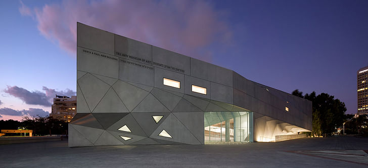 The new Herta and Paul Amir Building at the Tel Aviv Museum of Art by Preston Scott Cohen, Inc. (Photographer: Amit Geron)