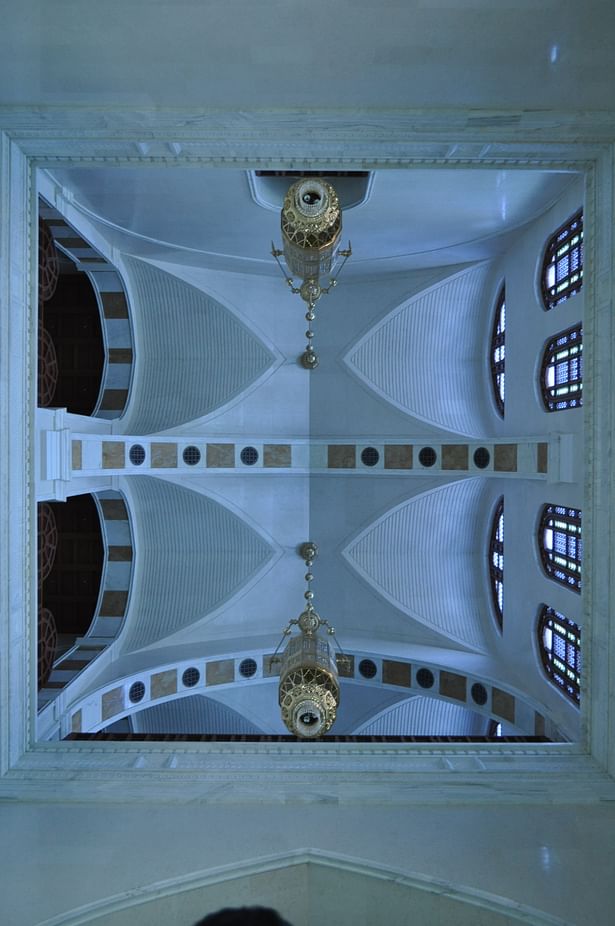 marble ceiling at Entrance lobby to the Ladies Prayer Hall