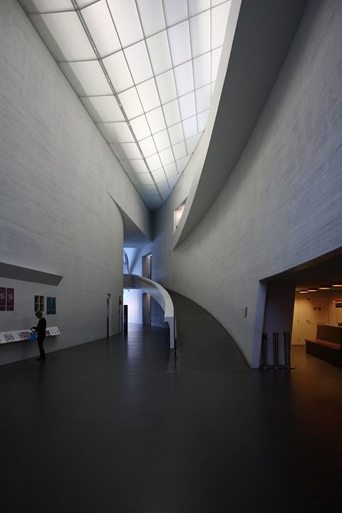 Steven Holl's Kiasma Museum of Contemporary Art