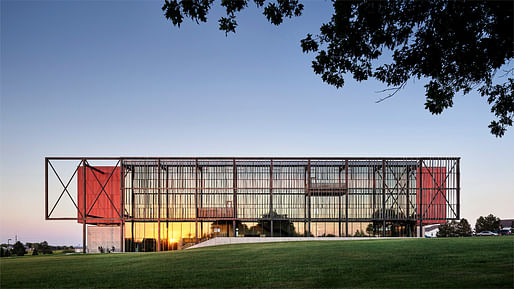 Southeast Community College Academic Excellence Center by Multistudio, Design and BVH Architecture. Image: Michael Robinson