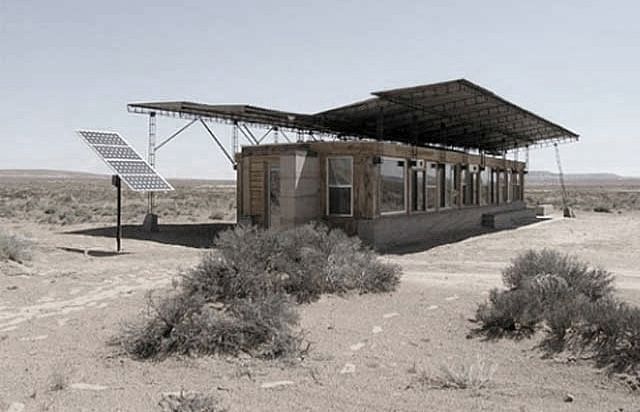 Rosie Joe House, Navajo Nation, Utah, 2004. Image courtesy of Dialectic.