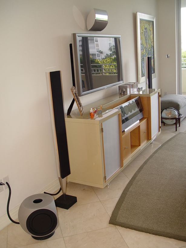 B&o BeoLab 8000 Speaker and BeoSound 9000 Installation Miami by dmg Martinez Group