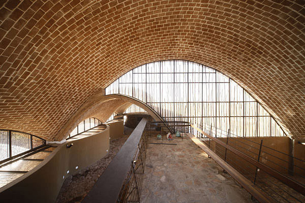 Mapungubwe Interpretation Centre Mapungubwe National Park, Limpopo, South Africa, 2002-2010. Courtesy of Peter Rich Architects