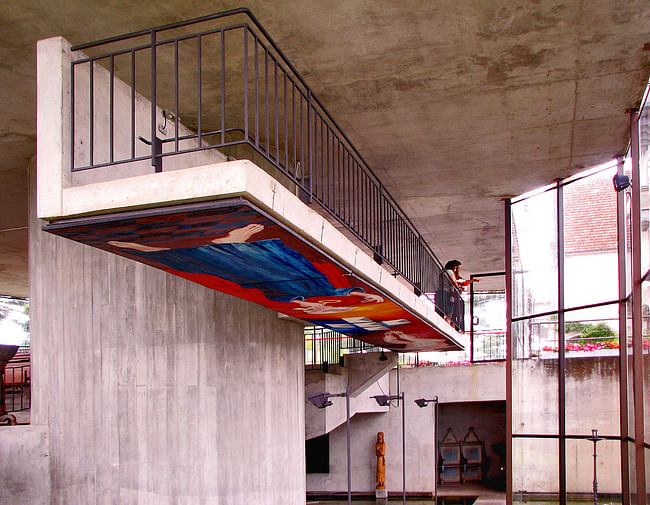 Saint Peter Chapel, São Paulo (1987). Photo via Wikipedia.