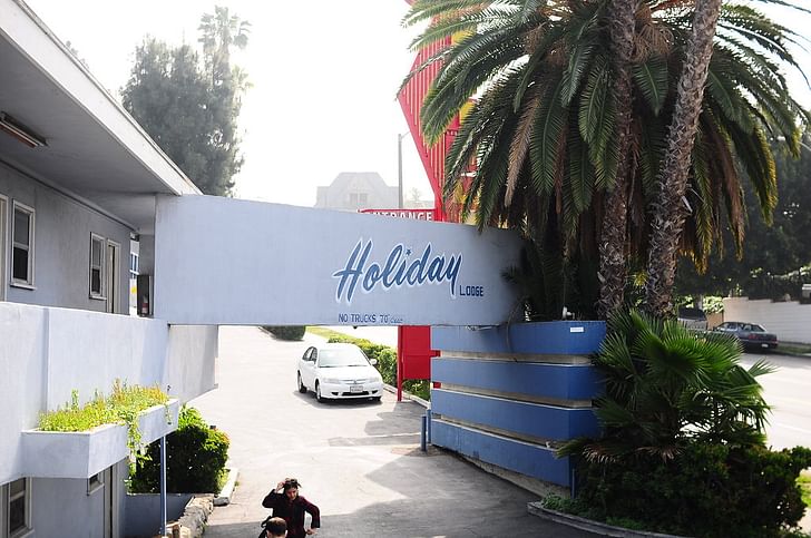 The Holiday Lodge motel that will house 'One-Night Stand LA' for the second time. Image credit: William Hu