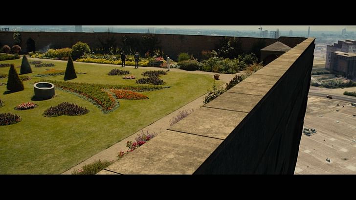 Screenshot of the High-Rise's roof and adjoining parking lot.