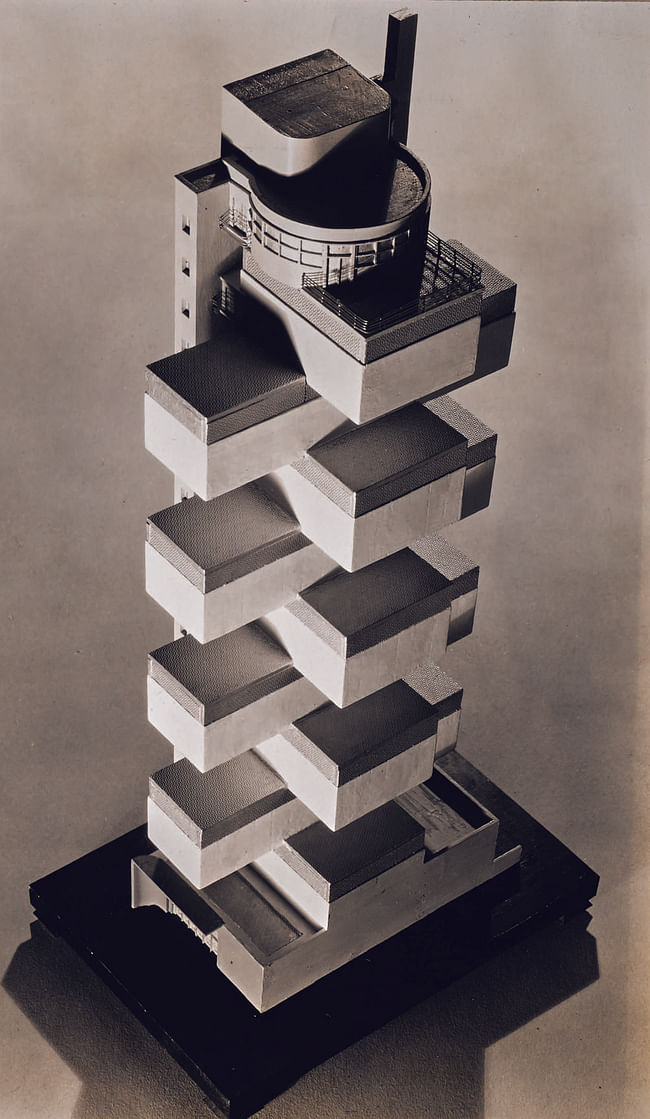 Howe and Lescaze's proposal for MoMA. Image via 'Never Built New York'