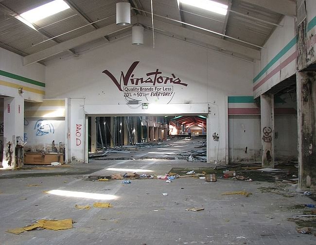 Belz Factory Outlet Mall, an abandoned shopping mall in Allen, Texas, United States via Wikimedia Commons.