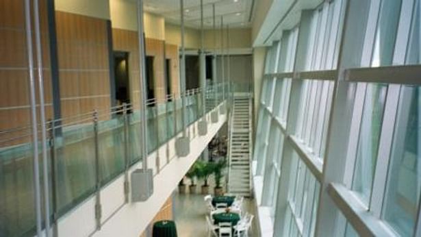 Main walkway straddling entire Clinical Services wing.