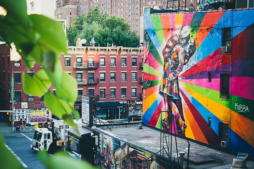 Eduardo Kobra mural on the High Line, NYC. Photo: Nan Palmero/<a href="http://www.flickr.com/photos/nanpalmero/9398150549/"target="_blank">Flickr</a>.