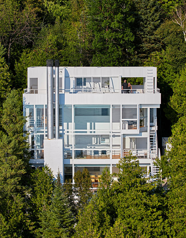 'Douglas House' by Richard Meier & Partners
