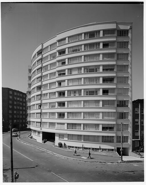 17 Wylde Street by Aaron M Bolot (NSW). Photo credit: Apartments, Wylde St, Potts Point, ca. 1953. Photo: Max Dupain. Image: State Library of New South Wales (PXD 1013).