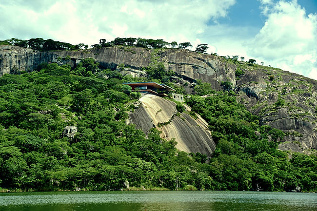 GOTA Residence, Zimbabwe by Studio Seilern Architects as Sforza Seilern Architects (Photo: Angela Geddes)